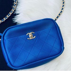 Cute Chanel Preloved Camera Case bag
